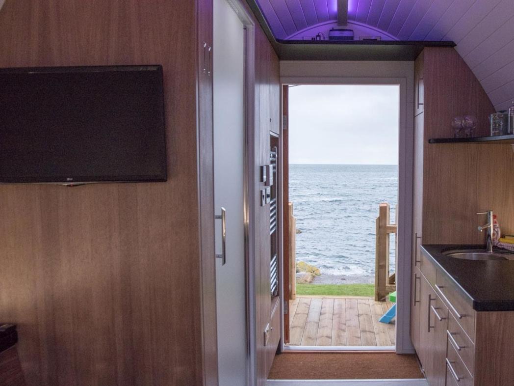 Door To The Shore - Seafront Cottages Sandhaven المظهر الخارجي الصورة